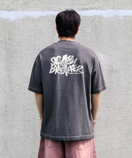 ASTRAL PROJECTION（アストラルプロジェクション）の「[APSTUDIOXSCARYBROTHER SERIES 2]ピグメントルーズフィット半袖Tシャツ_チャコール（Tシャツ/カットソー・メンズ・その他・M/L/XL/XXL）」の6枚目の写真