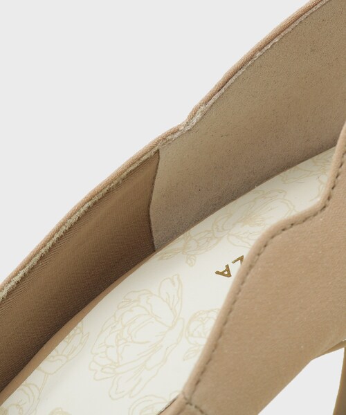 ESPERANZA（エスペランサ）の「ハートカットパンプス（パンプス・レディース・ベージュ系8/ピンク系/ブラック系8・24.5cm/24.0cm/23.5cm/23.0cm/22.5cm）」の8枚目の写真