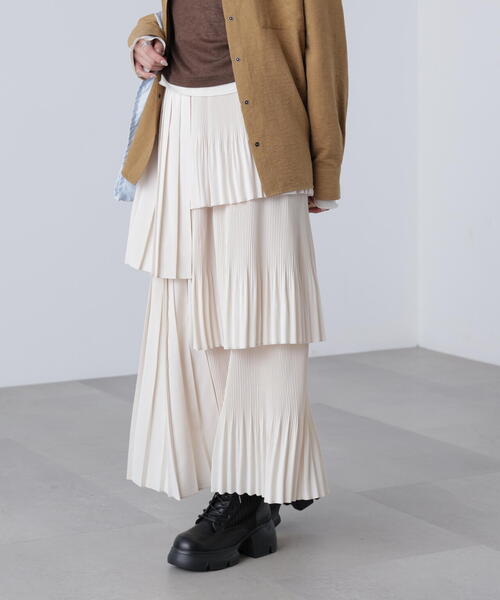 FREE'S MART(フリーズマート)の「◇ランダムプリーツティアードスカート(スカート・レディース・ブラック/ホワイト/ブルー・SMALL/MEDIUM)」の5枚目の写真