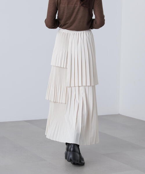 FREE'S MART(フリーズマート)の「◇ランダムプリーツティアードスカート(スカート・レディース・ブラック/ホワイト/ブルー・SMALL/MEDIUM)」の12枚目の写真