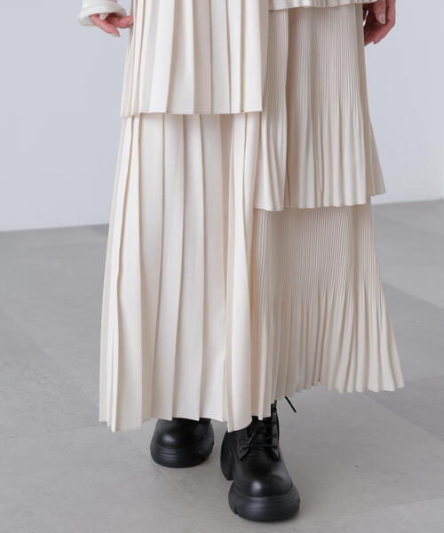 FREE'S MART(フリーズマート)の「◇ランダムプリーツティアードスカート(スカート・レディース・ブラック/ホワイト/ブルー・SMALL/MEDIUM)」の17枚目の写真