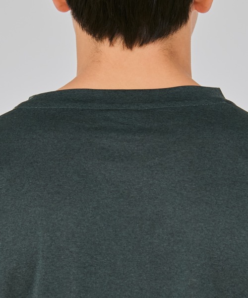 Champion(チャンピオン)の「【Champion/チャンピオン】メンズ スポーツ ショートスリーブTシャツ(Tシャツ/カットソー・メンズ・ブラック/ホワイト/グリーン系その他6/ネイビー系9/ヘザーチャコール・X-LARGE/LARGE/MEDIUM)」の10枚目の写真