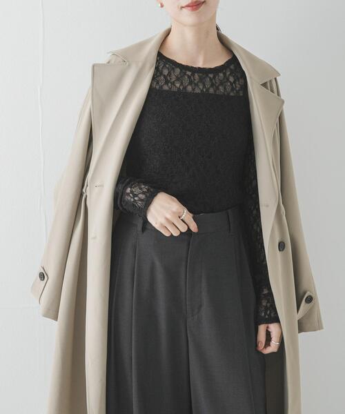 URBAN RESEARCH（アーバンリサーチ）の「ストレッチレーストップス（Tシャツ/カットソー・レディース・オフホワイト/ブラック・FREE）」の2枚目の写真