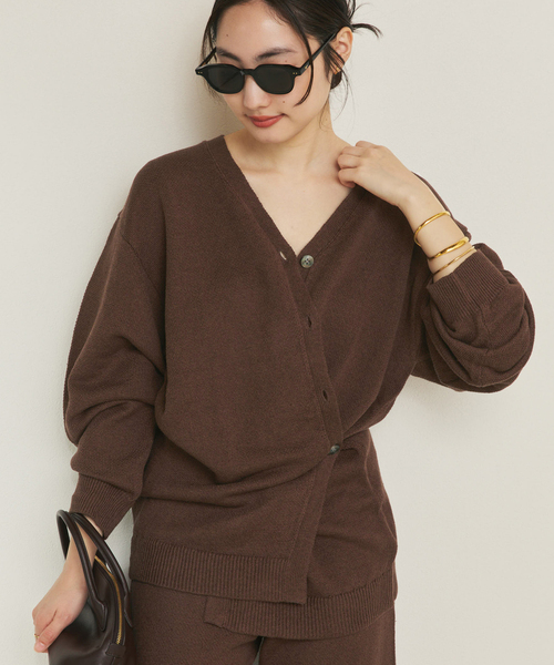 plage(プラージュ)の「organic linen 混 カーディガン(カーディガン/ボレロ・レディース・アイボリー/ブラウン・FREE)」の11枚目の写真