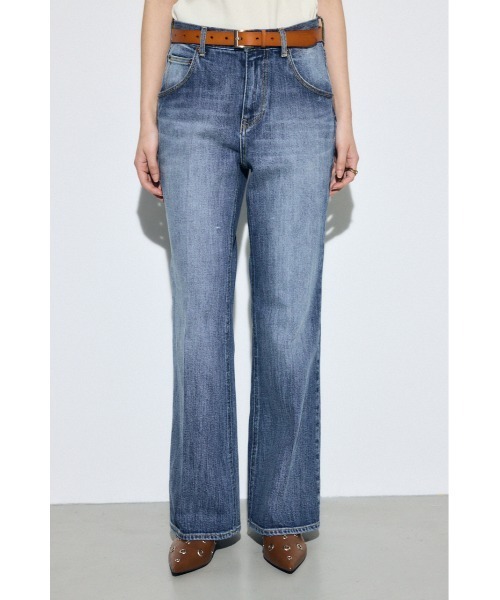 AZUL by moussy（アズールバイマウジー）の「【サイズ,身長別画像あり】AZUL DENIM センタープレスフレアデニム ショート丈（デニムパンツ・レディース・ブルー/ワンウォッシュ・24inch/25inch/26inch/27inch）」の3枚目の写真