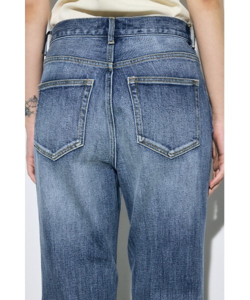 AZUL by moussy（アズールバイマウジー）の「【サイズ,身長別画像あり】AZUL DENIM センタープレスフレアデニム ショート丈（デニムパンツ・レディース・ブルー/ワンウォッシュ・24inch/25inch/26inch/27inch）」の10枚目の写真