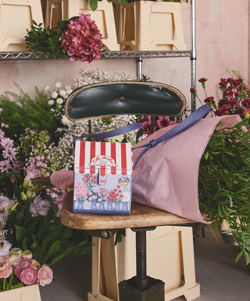 Cath Kidston（キャスキッドソン）の「クロスボディバッグ Flower Market（ショルダーバッグ・レディース・ブルー・FREE）」の8枚目の写真