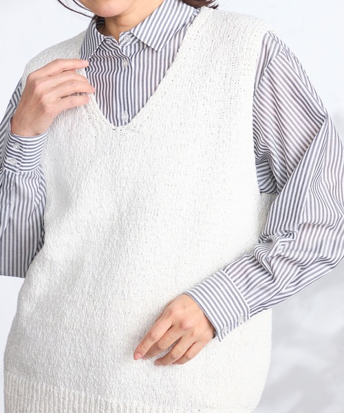 GALLORIA（ギャローリア）の「ゆるニットベスト（ベスト・レディース・オフホワイト/ネイビー・L/LL/M/S）」の7枚目の写真