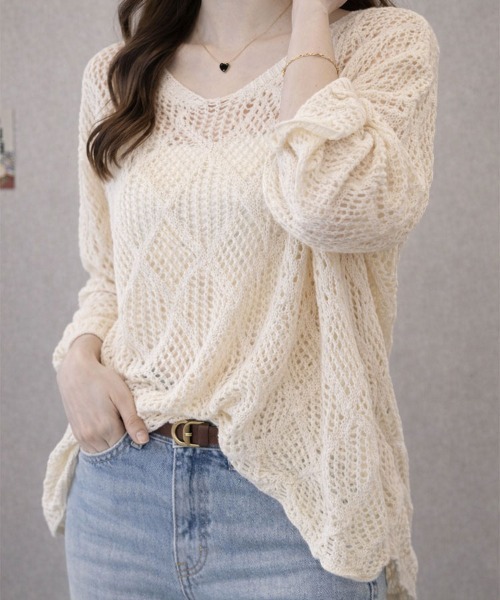 SallyLunn(サリーラン)の「メッシュ編みニットトップス(ニット/セーター・レディース・ホワイト/ブラック・LARGE/MEDIUM)」の4枚目の写真