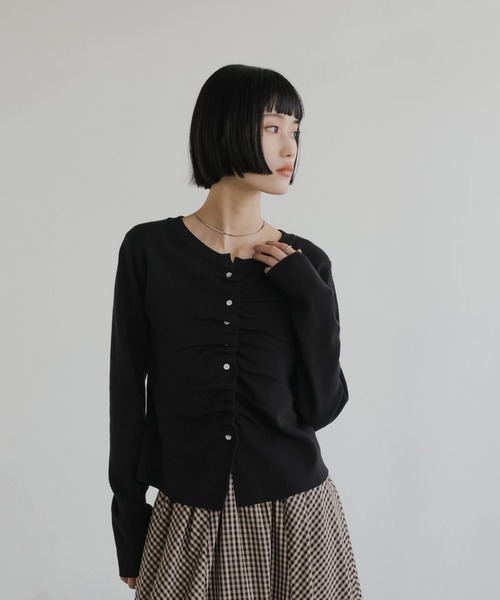 LOWRYS FARM（ローリーズファーム）の「ギャザーボタンカーディガンＬＳ 661682（カーディガン/ボレロ・レディース・イエロー/ブラック/アイボリー/グレー・FREE）」の14枚目の写真