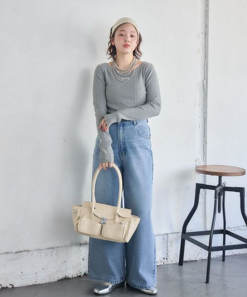 RETRO GIRL(レトロガール)の「【3サイズ展開】ワイドデニムPT(デニムパンツ・レディース・ケミカルウォッシュ/ライトブルー/ブラック・SMALL/LARGE/MEDIUM)」の22枚目の写真