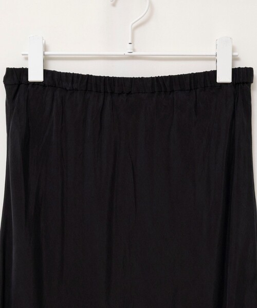 MAQWEL（マクウェル）の「《セットアップ対応》【MAQWEL/マクウェル】ウォッシャブルサテンスカート（スカート・レディース・ブラック/オフホワイト・M/S）」の21枚目の写真