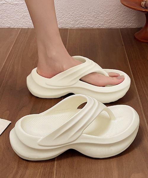 Miniministore(ミニミニストア)の「トングサンダル レディース 厚底サンダル(サンダル・レディース・グレイッシュベージュ/アイボリー/ブラック・L/M/S)」の11枚目の写真