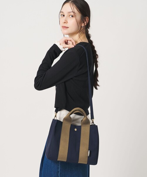 VIOLAd'ORO（ヴィオラドーロ）の「＜VIOLAd’ORO＞GINO スエードライク トートバッグ M（トートバッグ・レディース・ブラック/ネイビー/その他1/ベージュ/モカ・FREE）」の4枚目の写真