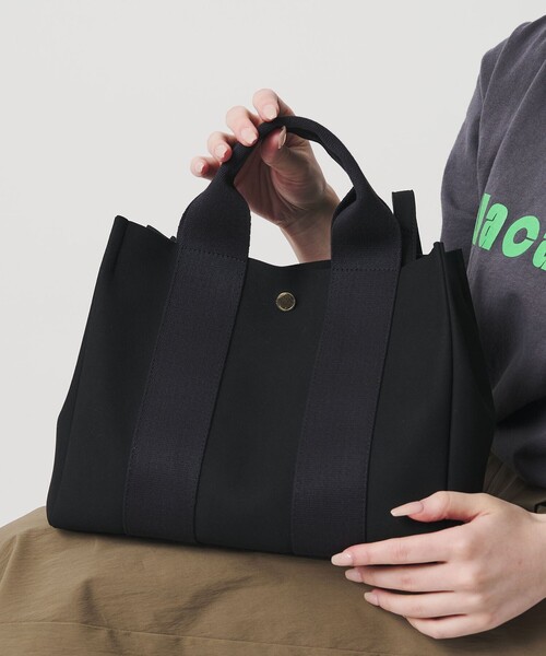 VIOLAd'ORO（ヴィオラドーロ）の「＜VIOLAd’ORO＞GINO スエードライク トートバッグ M（トートバッグ・レディース・ブラック/ネイビー/その他1/ベージュ/モカ・FREE）」の6枚目の写真