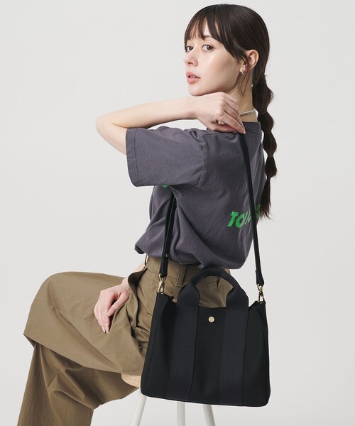 VIOLAd'ORO（ヴィオラドーロ）の「＜VIOLAd’ORO＞GINO スエードライク トートバッグ M（トートバッグ・レディース・ブラック/ネイビー/その他1/ベージュ/モカ・FREE）」の7枚目の写真