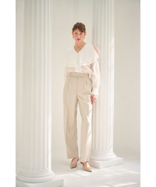 Estella.K(エステラケー)の「Hazel Ruffled Blouse コールドショルダ-ラッフルブラウス(シャツ/ブラウス・レディース・コーラルピンク/ホワイト/セージグリーン・FREE)」の21枚目の写真