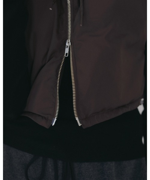 anuke(アンヌーク)の「Hooded Down Vest(その他アウター・レディース・ブラウン/アイボリー・FREE)」の7枚目の写真