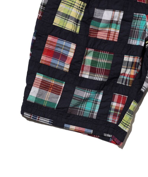 BEAMS PLUS（ビームスプラス）の「2 Pleats Shorts Window Patchwork Madras（その他パンツ・メンズ・ネイビー・X-LARGE/LARGE/SMALL/MEDIUM）」の17枚目の写真