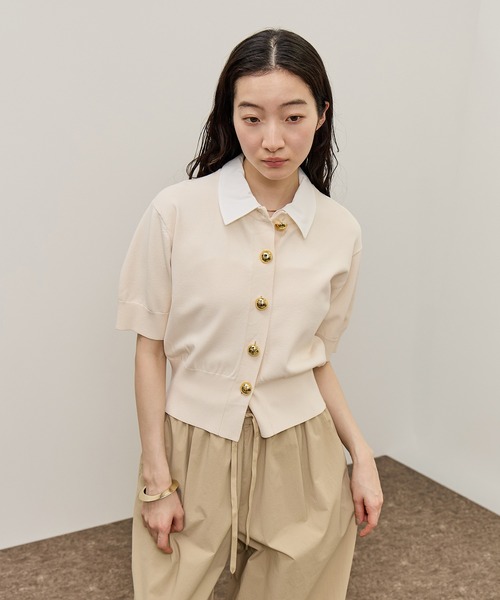 ADAM ET ROPE'(アダムエロペ)の「【サステナブル】2WAYカラー付カーディガン(カーディガン/ボレロ・レディース・ブラック/オフホワイト/サックスブルー・FREE)」の10枚目の写真