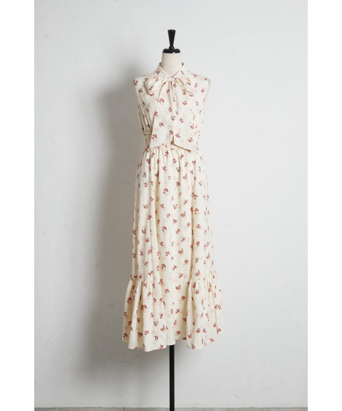 tocco closet(トッコ クローゼット)の「【ZOZO限定】チークフラワーパターンボウタイノースリーブワンピース(ワンピース・レディース・ピンク/ラベンダー/アイボリー・M)」の11枚目の写真