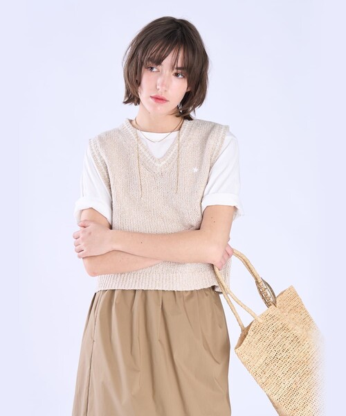 極美品✨️25SS　￥5.7万　アドーア　テープヤーンニットベスト　ベージュ　春夏 スター 刺繍 ミックス ヤーン ニット ベスト（ニット/セーター）｜To b