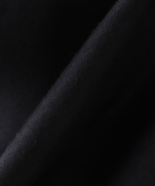 Ets.MATERIAUX(マテリオ)の「ETS.MATERIAUX(マテリオ) wool tank top(タンクトップ・メンズ・チャコールグレー/ホワイト/ブラック・MEDIUM/LARGE)」の5枚目の写真