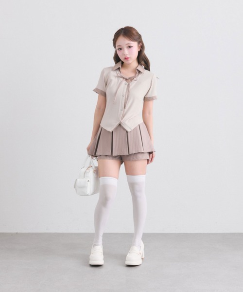 OLIVE des OLIVE（オリーブデオリーブ）の「レイヤード風衿トップス（Tシャツ/カットソー・レディース・トップグレー/ブラック/サックスブルー/ベージュ・FREE）」の5枚目の写真