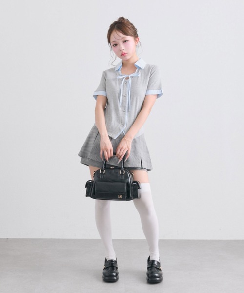 OLIVE des OLIVE（オリーブデオリーブ）の「レイヤード風衿トップス（Tシャツ/カットソー・レディース・トップグレー/ブラック/サックスブルー/ベージュ・FREE）」の9枚目の写真