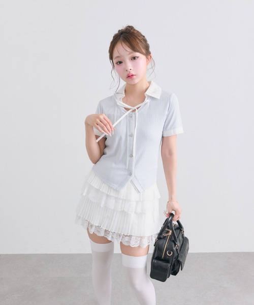 OLIVE des OLIVE（オリーブデオリーブ）の「レイヤード風衿トップス（Tシャツ/カットソー・レディース・トップグレー/ブラック/サックスブルー/ベージュ・FREE）」の16枚目の写真