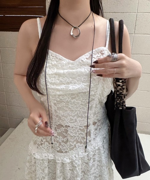 junoah(ジュノア)の「【レイヤードアイテム】ティアードレースキャミワンピース(キャミソール・レディース・ホワイト/ブラック・MEDIUM/LARGE/SMALL)」の5枚目の写真