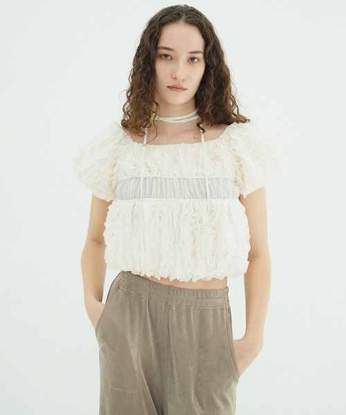 CLANE（クラネ）の「W FACE TOPSTITCHED FRILL TOPS（その他トップス・レディース・ブラック/アイボリー・2/1）」の4枚目の写真