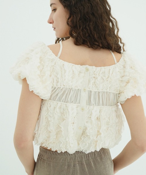 CLANE（クラネ）の「W FACE TOPSTITCHED FRILL TOPS（その他トップス・レディース・ブラック/アイボリー・2/1）」の5枚目の写真