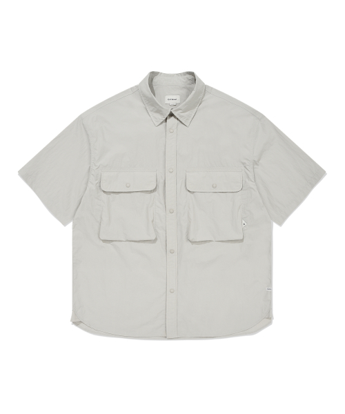 COVERNAT(カバーナット)の「ワークナイロンハーフシャツライトグレー(シャツ/ブラウス・レディース・その他・SMALL/MEDIUM/LARGE/X-LARGE/XX-LARGE)」の1枚目の写真
