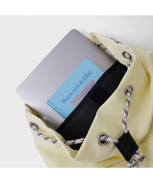 BETTER THAN SURF(ベターザンサーフ)の「CLASSIC DUFFLE BACKPACK - LEMON(バックパック/リュック・レディース・その他・FREE)」の5枚目の写真