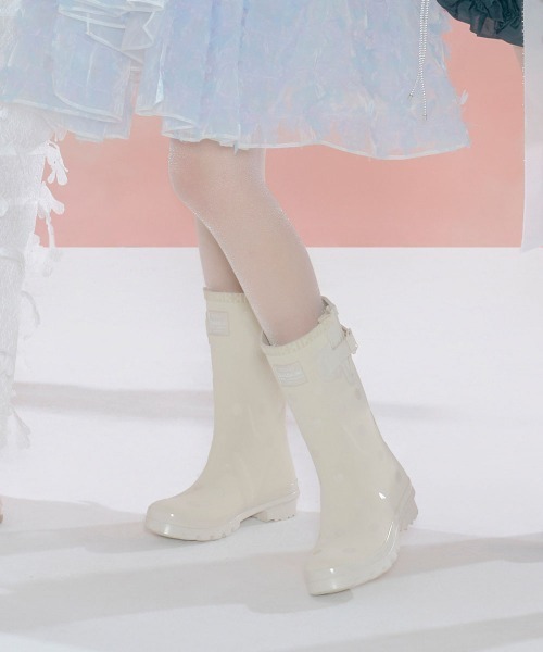 ROCKFISH WEATHERWEAR（ロックフィッシュウェザーウェア）の「[x ILLIT] ORIGINAL RAIN BOOTS SHORT DOT（レインシューズ・レディース・アイボリー・23.0cm/23.5cm/24.0cm/24.5cm/25.0cm）」の19枚目の写真