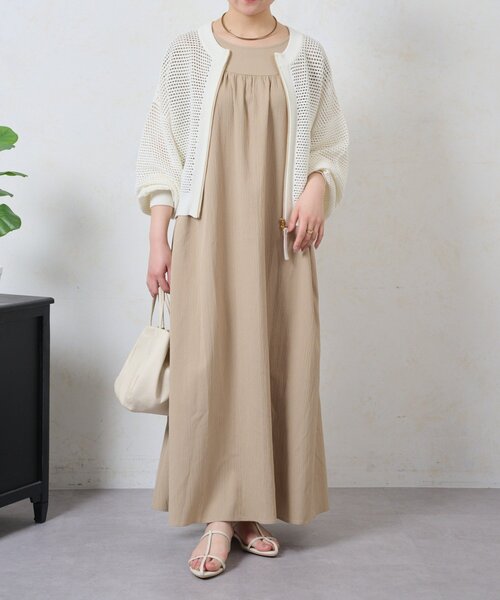 Jena espace merveilleux(ジェナ エスパスメルヴェイユ)の「リラックスギャザーワンピース(ワンピース・レディース・ベージュ/ブラック・FREE)」の2枚目の写真