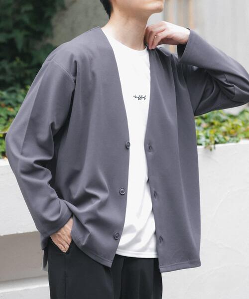 ITEMS URBANRESEARCH(アイテムズ アーバンリサーチ)の「UVカット梨地カーディガン+刺繍Tシャツセット(楽着シリーズ)(カーディガン/ボレロ・メンズ・ベージュ/ブラック/チャコールグレー/ブルー・LARGE/MEDIUM)」の1枚目の写真