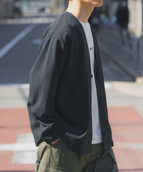 ITEMS URBANRESEARCH(アイテムズ アーバンリサーチ)の「UVカット梨地カーディガン+刺繍Tシャツセット(楽着シリーズ)(カーディガン/ボレロ・メンズ・ベージュ/ブラック/チャコールグレー/ブルー・LARGE/MEDIUM)」の22枚目の写真