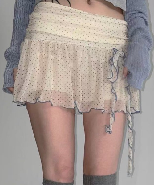 Achic(アシック)の「ドット柄フリルミニスカート インナーパンツ付き(スカート・レディース・ブラック/ホワイト・M)」の6枚目の写真