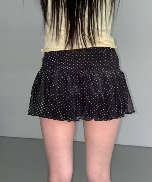 Achic(アシック)の「ドット柄フリルミニスカート インナーパンツ付き(スカート・レディース・ブラック/ホワイト・M)」の15枚目の写真