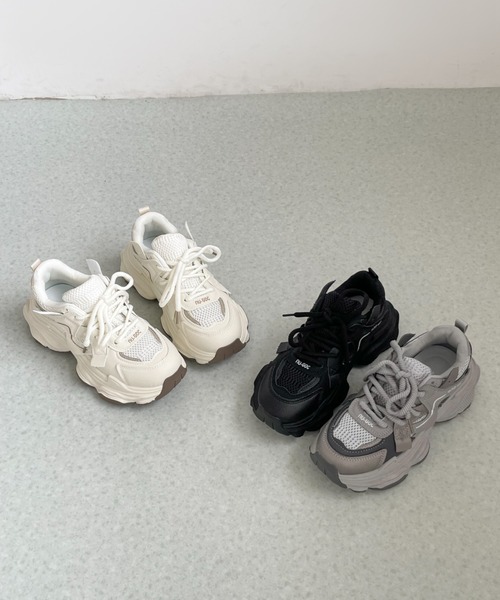 Shoes in Closet（シューズインクローゼット）の「軽量 厚底 ボリュームソール スニーカー 578（スニーカー・レディース・ブラック/ホワイト/グレー・L/LL/M/S）」の9枚目の写真