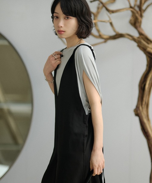 LAULEN(ローレン)の「Back knot wide salopette /ディープVネックバックノットワイドサロペット(サロペット/オーバーオール・レディース・ブラック/アイボリー・FREE)」の18枚目の写真