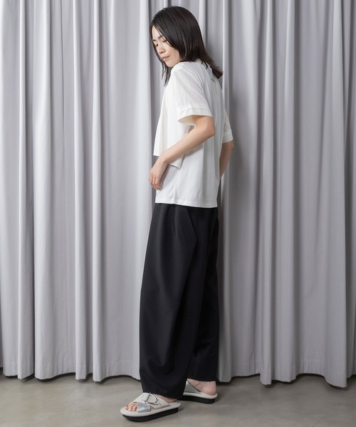 MARECHAL TERRE(マルシャルテル)の「【接触冷感 / 撥水加工 / 花粉防止】コンビネーションデザインTシャツ(Tシャツ/カットソー・レディース・ブラック/オフホワイト/ライトグレー/ネイビー・MEDIUM)」の16枚目の写真