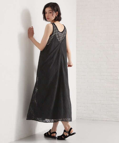 THE SHOP TK （ザ ショップ ティーケー ）の「ほんのり品の良い甘さ レースキャミワンピース（ワンピース・レディース・ブラック/オフホワイト・99）」の6枚目の写真