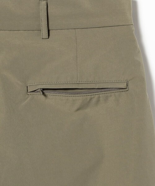 BEAMS F(ビームスエフ)の「ウェザークロス 1プリーツ イージーショーツ(その他パンツ・メンズ・ブラック/オリーブ・L/XL/S/M)」の9枚目の写真