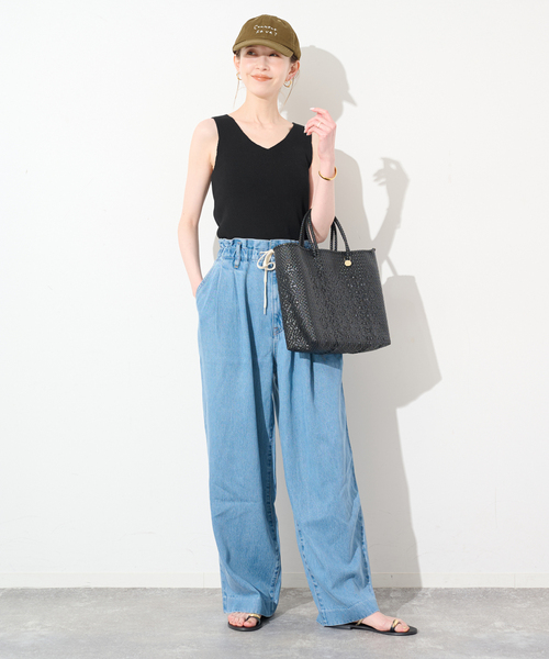 SLOBE IENA(スローブイエナ)の「リブニットタンク(タンクトップ・レディース・グリーン/ブラウン/ホワイト/ブラック・FREE)」の8枚目の写真