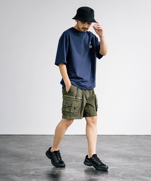 Audience(オーディエンス)の「Audience 60/40クロス ストレージツールポケットワイドカーゴショートパンツ AUD3671(カーゴパンツ・メンズ・オリーブ/チャコール/グレー/ブラック・M/L)」の8枚目の写真