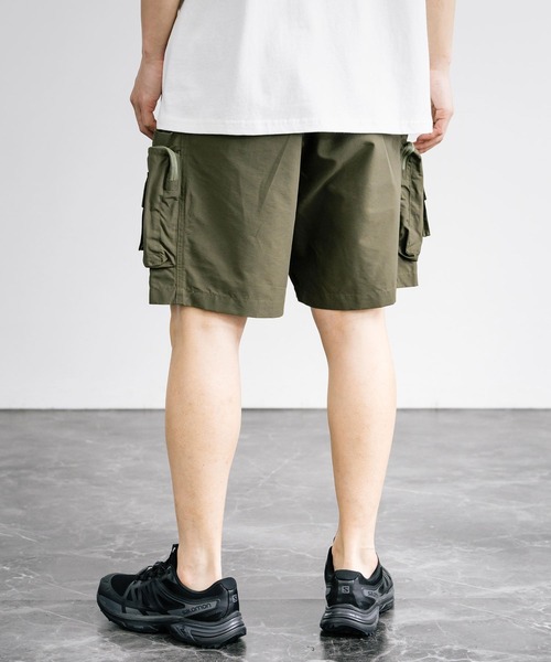 Audience(オーディエンス)の「Audience 60/40クロス ストレージツールポケットワイドカーゴショートパンツ AUD3671(カーゴパンツ・メンズ・オリーブ/チャコール/グレー/ブラック・M/L)」の10枚目の写真