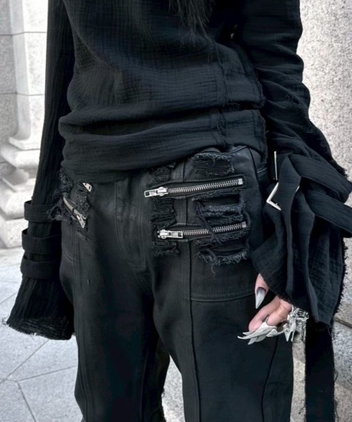 YIKAI LABORATORY（イカイラボラトリー）の「【YIKAI LABORATORY】syncope waxed denim / 【イカイラボラトリー】ダメージフレアデニムパンツ＜着用動画あり＞（デニムパンツ・メンズ・ブラック・02/01）」の21枚目の写真